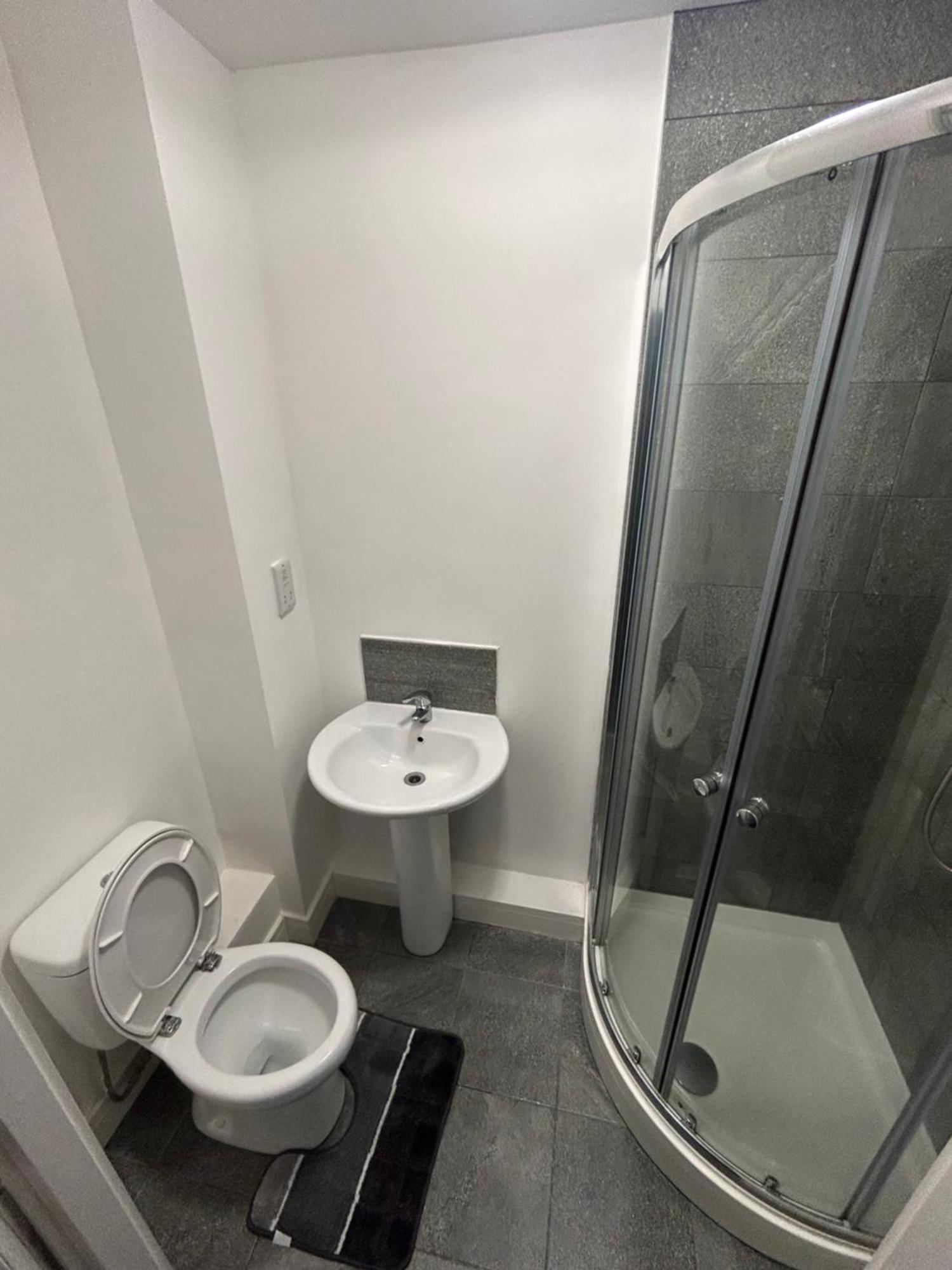 Lovely 1 Bed Apartment In Salford 맨체스터 외부 사진